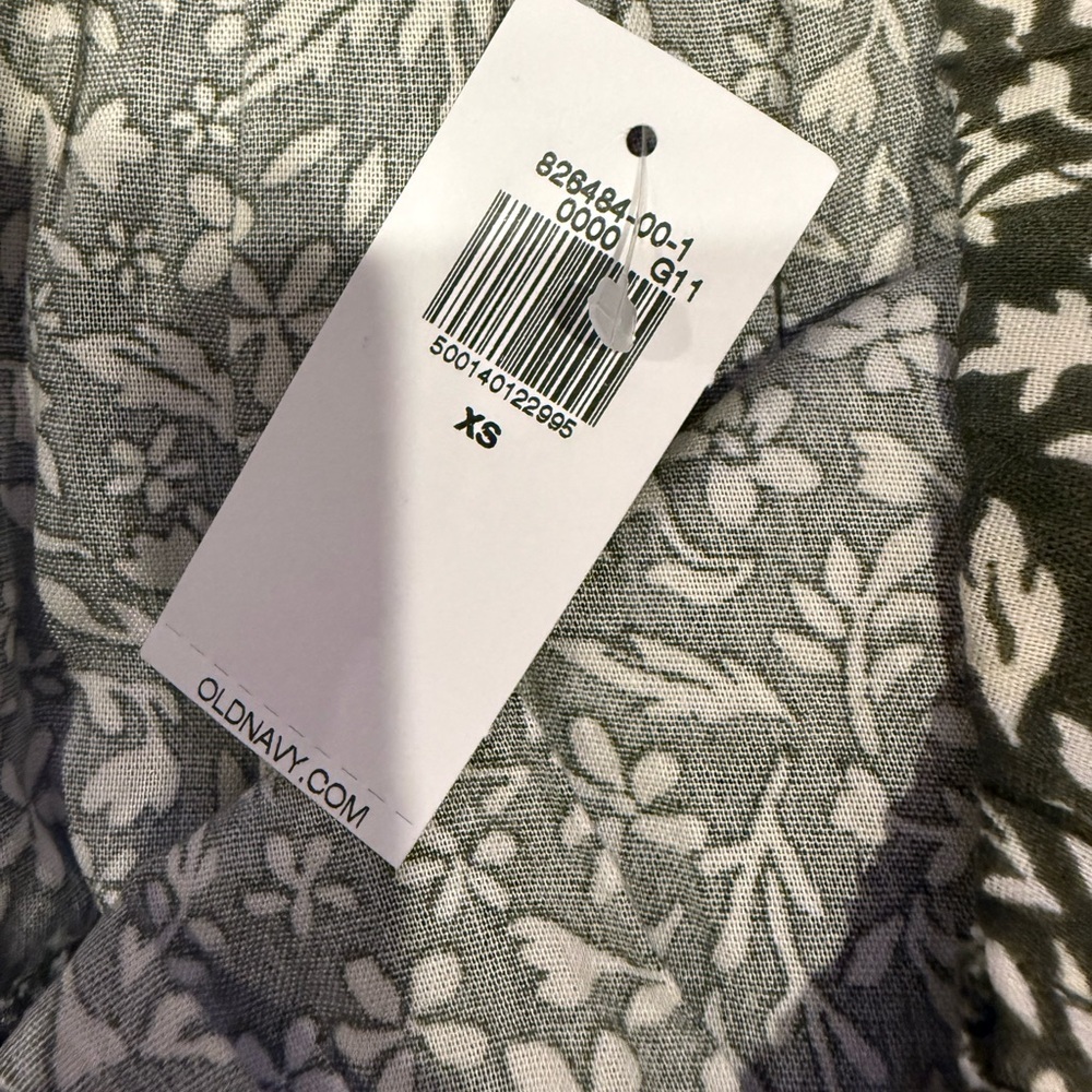 Old Navy green and White Floral Ruffle-Sleeve maternity Dress new with tags - Picture 3 of 4